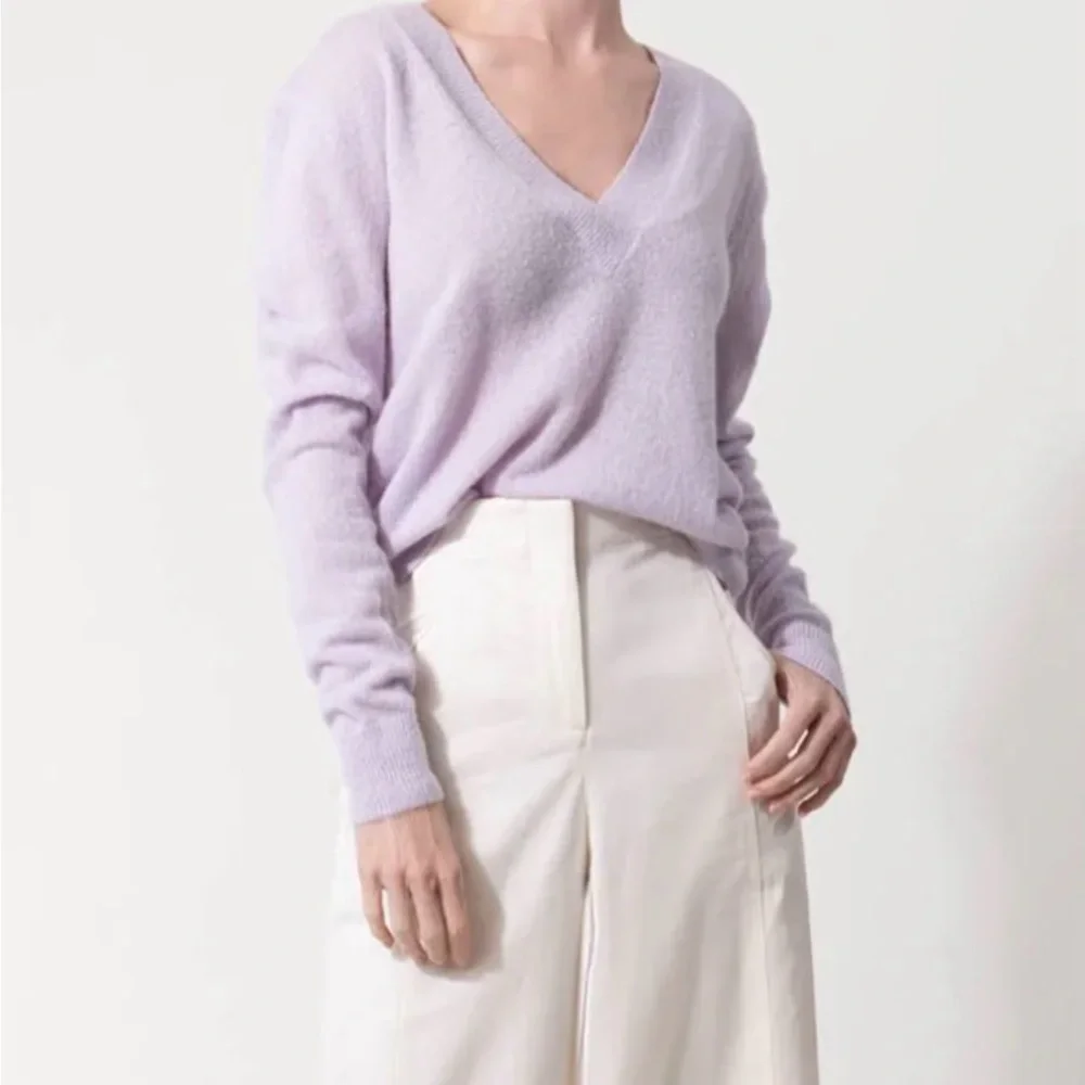 TWP Deep V Cashmere Sweater NWT - Picture 2 of 9